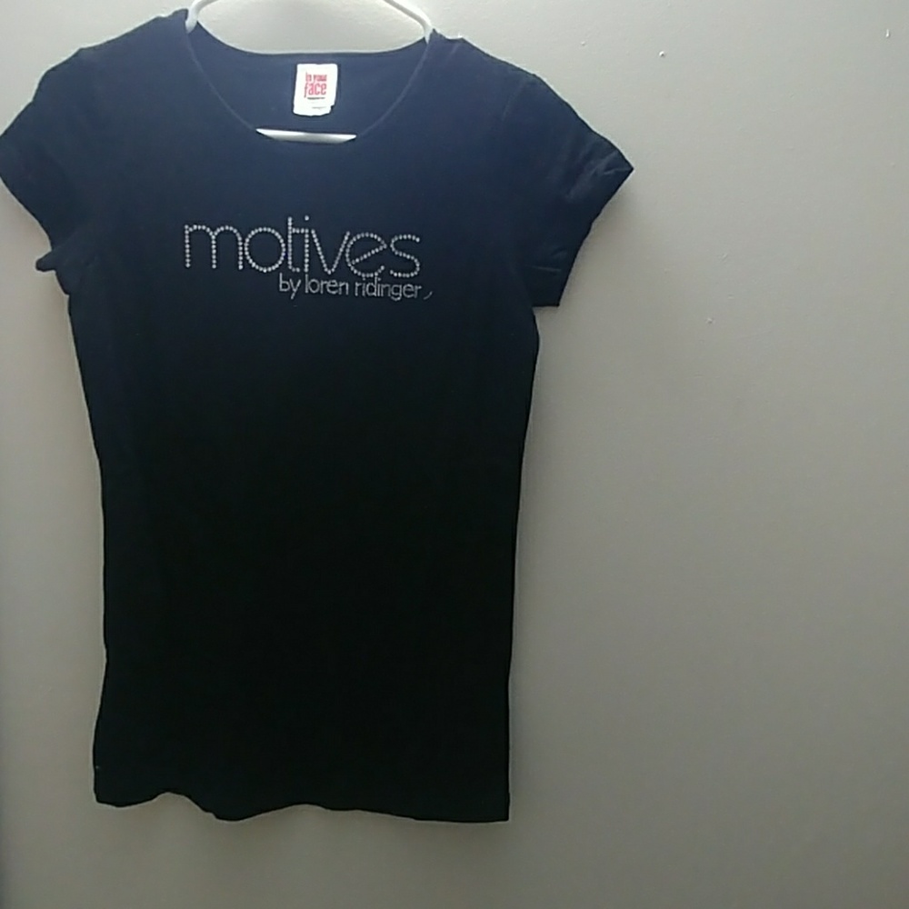 Black t shirt